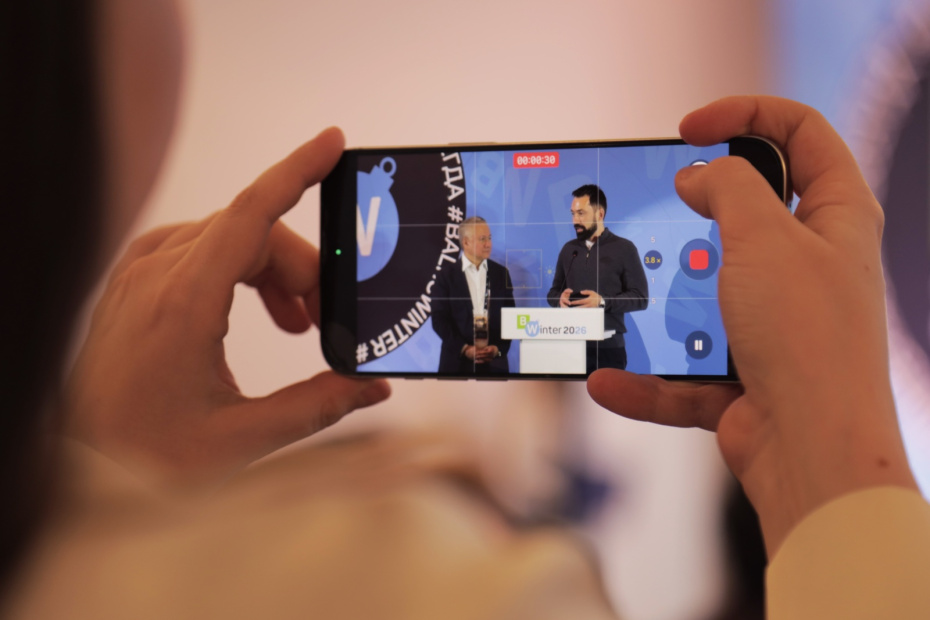 Первый вице-президент РАСО Олег Полетаев и гендиректор SPN Communications вице-президент РАСО Андрей Баранников