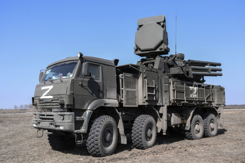 Зенитный ракетно-пушечный комплекс (ЗРПК) «Панцирь-С1» на позиции