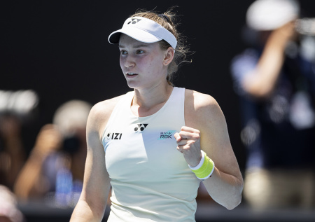 Рыбакина встретится с Соболенко в финале Australian Open