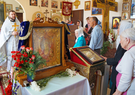 Мироточение икон: религиозное чудо или природный феномен?