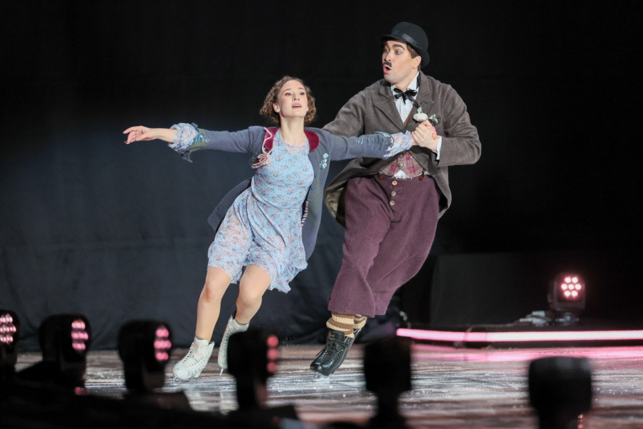 Фигуристка Софья Акатьева и актер Артур Каспранов