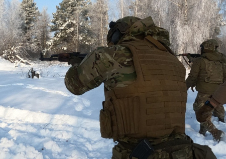 «Азов» транслирует в прямом эфире пытки российских военных