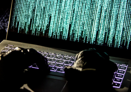 Стало известно, сколько миллиардов похитили мошенники у россиян в 2025 году