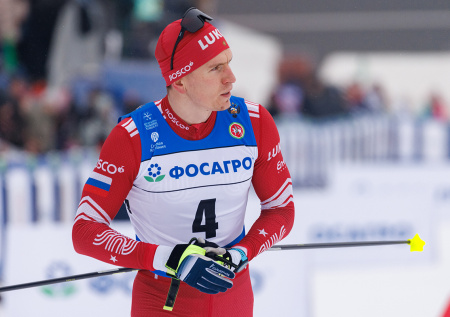 Большунов заявлен на гонку в Италии без российского флага