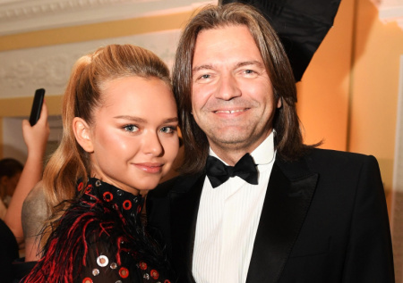 Дочь Маликова поделилась редким фото с отцом в важный день