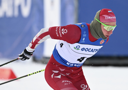 Организаторы гонки объяснили появление Большунова под флагом Казахстана