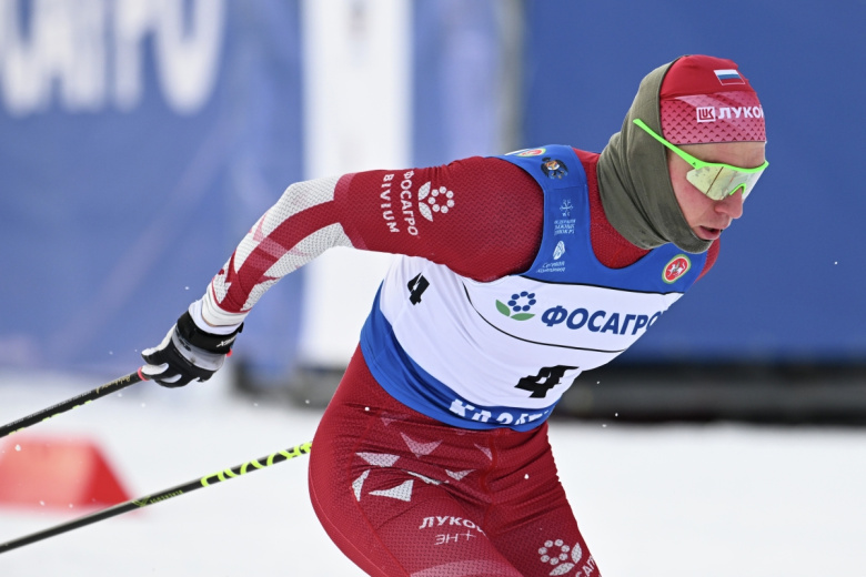 Александр Большунов