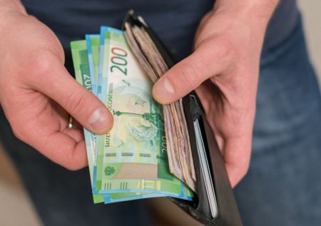 В России могут повысить минимальную сумму долга для ареста имущества