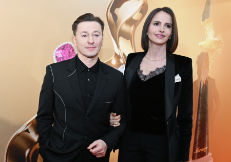 Красотка Дружинина, Пересильд, Цыганов: яркие кадры с премии «Золотой Орел»