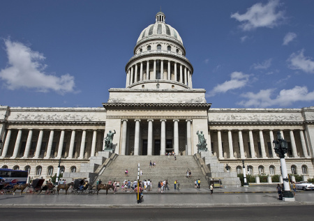 «Курьез»: в Совфеде назвали нелепыми претензии США к Кубе