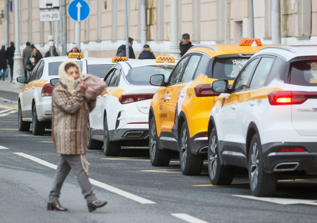 Эксперт рассказал, к какому пассажиру не приедет такси