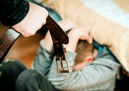 Стали известны подробности избиения семиклассника учителем в уфимской школе