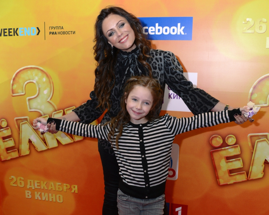 Певица Юлия Началова с дочерью, 2013 год