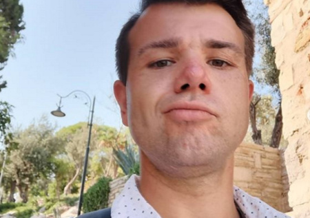 Актер из «Папиных дочек» погряз в долгах