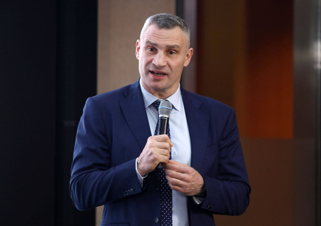 Кличко снова призвал киевлян запасаться едой, водой и лекарствами