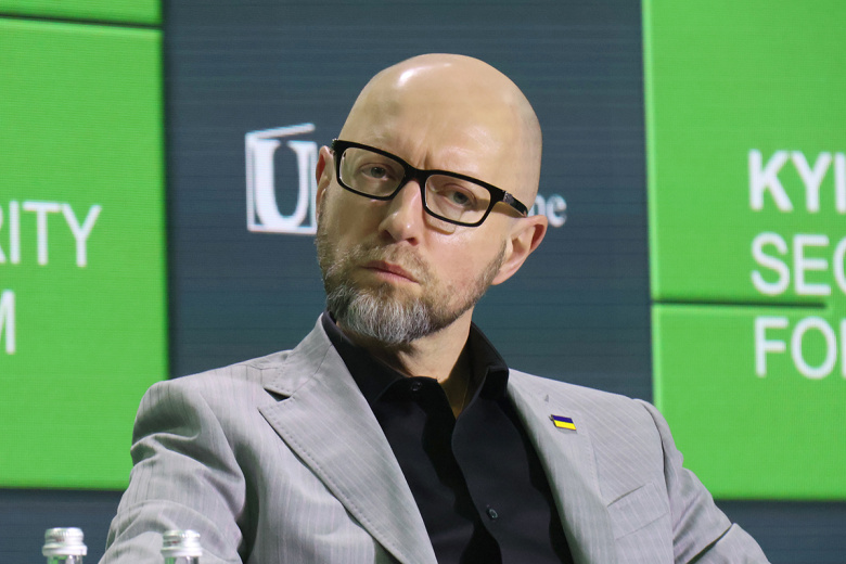 Арсений Яценюк