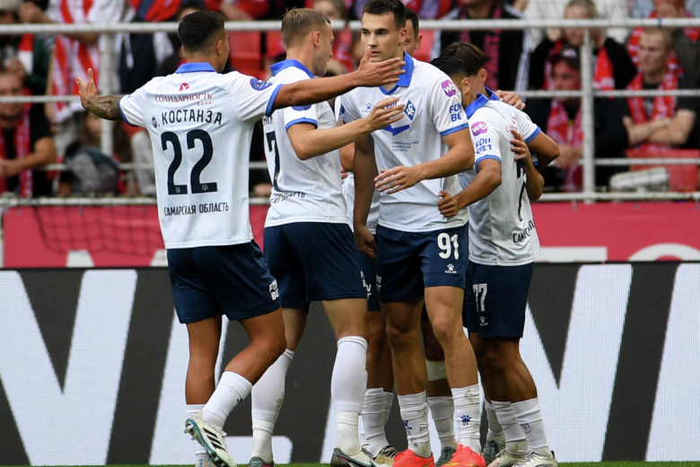 Игроки ФК «Крылья Советов»