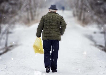 Названа одежда, из-за которой в мороз может развиться простатит