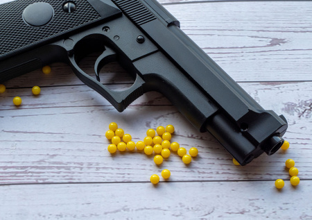 Автомат школьника из Уфы оказался «игрушкой» из детского магазина