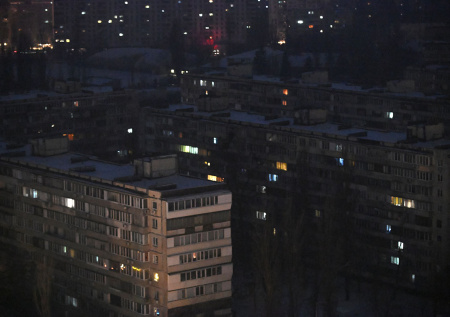 Более 50 тыс. украинцев остались без света