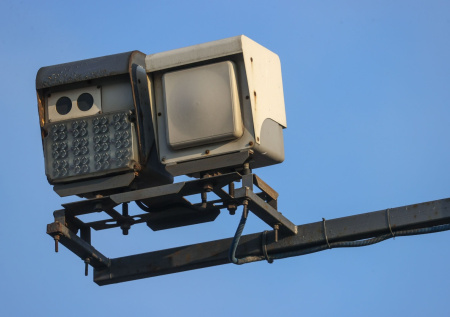 Как проверить штрафы ГИБДД по госномеру: изучаем сервисы и платформы