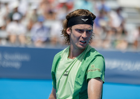 Российский теннисист Рублев «застрял» в Дубае