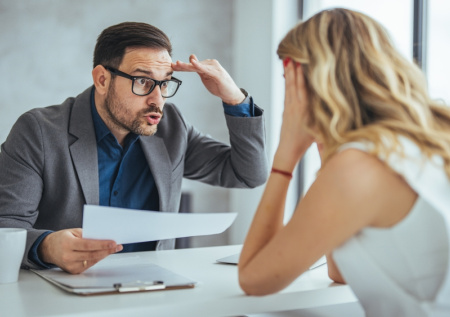 Доцент дал совет, как реагировать на крик начальника