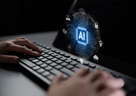 Психиатр предупредил об опасности общения с ИИ