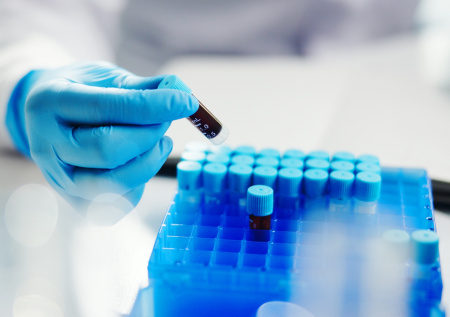 Глава РАН оценил пользу генетических тестов