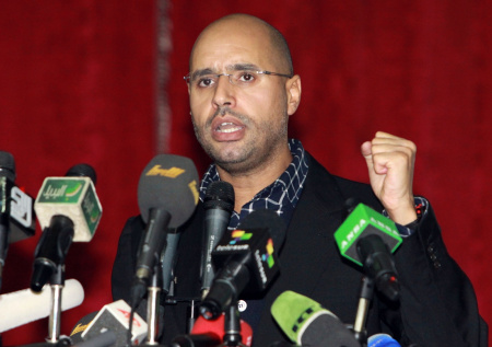 Стало известно, где могут похоронить убитого сына Каддафи