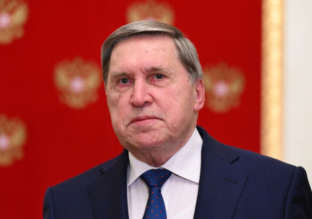 Ушаков: Путин готов принять участие в ноябрьском саммите АТЭС в Китае