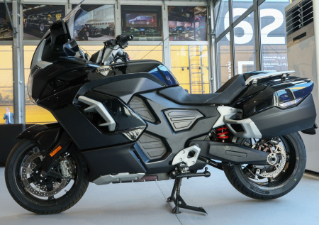 Электромотоцикл Aurus прошел сертификацию в России