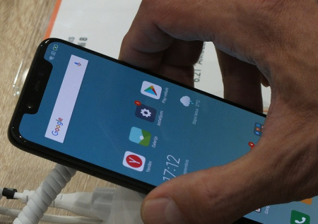 «Номер одноразовый»: сыну Усольцевой поступил странный звонок из Испании