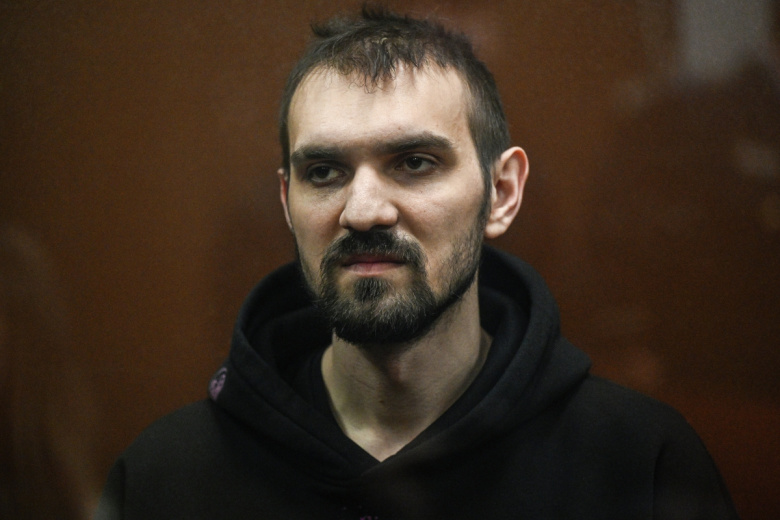 Стендап-комик Артемий Останин