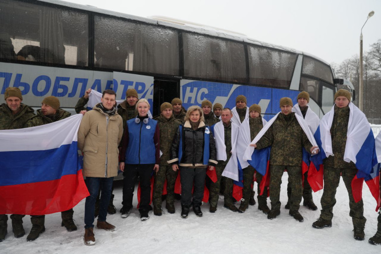 Возвращенныe с Украины жители Курской области