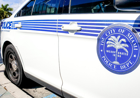 В США поймали «неуловимого деда» из России, который кошмарил Майами 16 лет