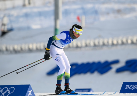 Модель OnlyFans, 50-летние сноубордисты: кто едет на ОИ-2026