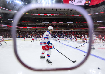 Агент оценил шансы Панарина выиграть Кубок Стэнли в новом клубе НХЛ