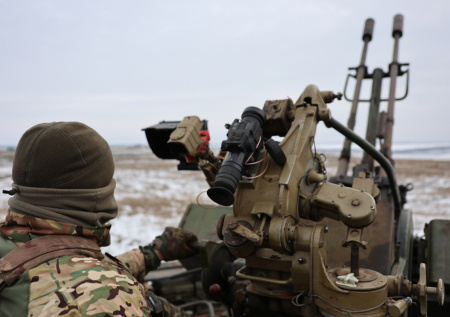 Удар по многоэтажке, раненый младенец, 167 БПЛА: ВСУ атакуют РФ 5 февраля