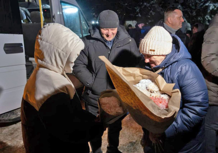 Возвращенные с Украины мирные жители прибыли в Курск