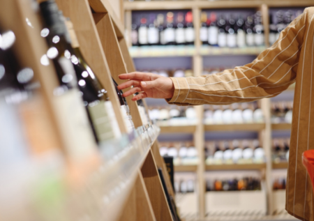 Число алкомаркетов в России может сократиться