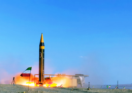 В Иране сообщили о развертывании баллистической ракеты большой дальности