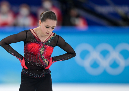 Допинг Валиевой, гибель саночника, золото пополам: скандалы зимних олимпиад