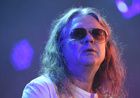 Известный рок-музыкант пожаловался на частичную потерю памяти из-за ковида