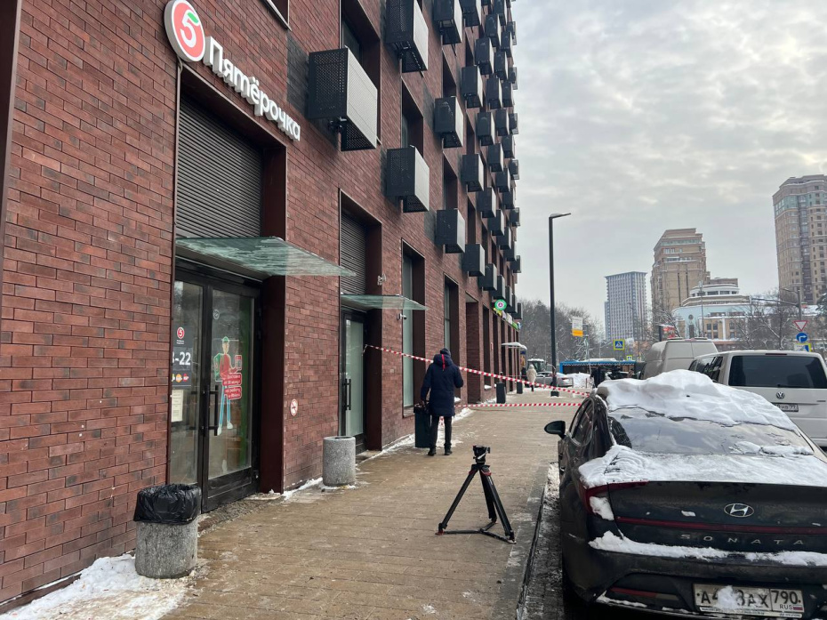 Обстановка у дома генерал-лейтенанта Владимира Алексеева