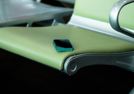 Вокзалы Новосибирска представили топ забытых пассажирами вещей