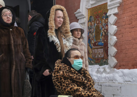 Названа сумма, которую остались должны наследнице Баталова Цивин и Дрожжина