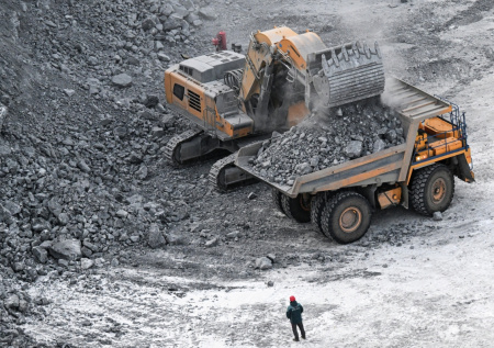 Стало известно, где зарабатывают больше 200 тыс. рублей