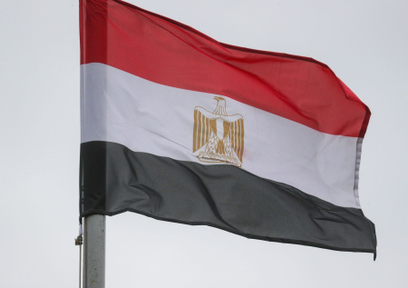 Рухнувшая стена монастыря в Египте придавила детей