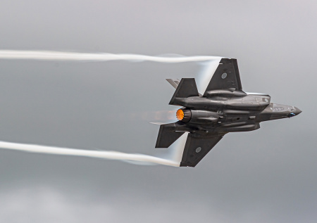 Британию уличили в отправке истребителей на Кипр из-за Ирана